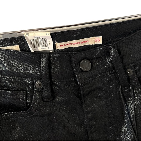 NWT LEVI’S Mile Snake Print High Super Skinny Pants - Picture 9 of 15